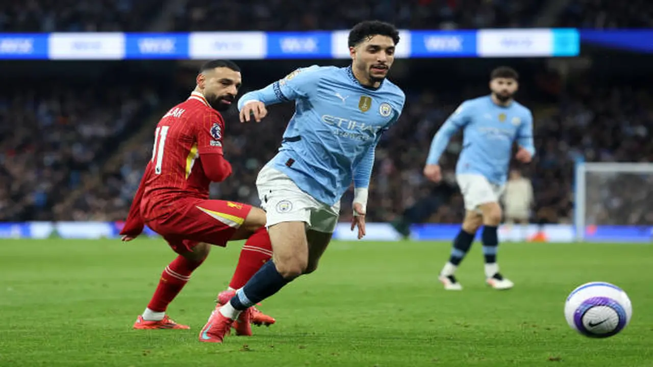 صدام مرتقب.. موعد مباراة ليفربول ومانشستر سيتي في قمة الدوري الإنجليزي الممتاز